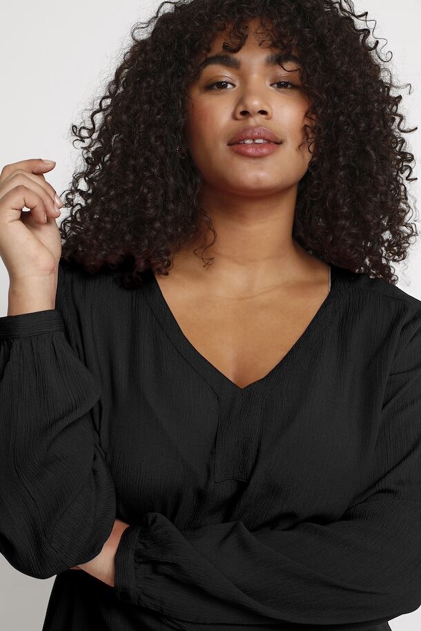 Kaffe Curve 10580001 Women’s Long Sleeve Ami Blouse – Black Deep