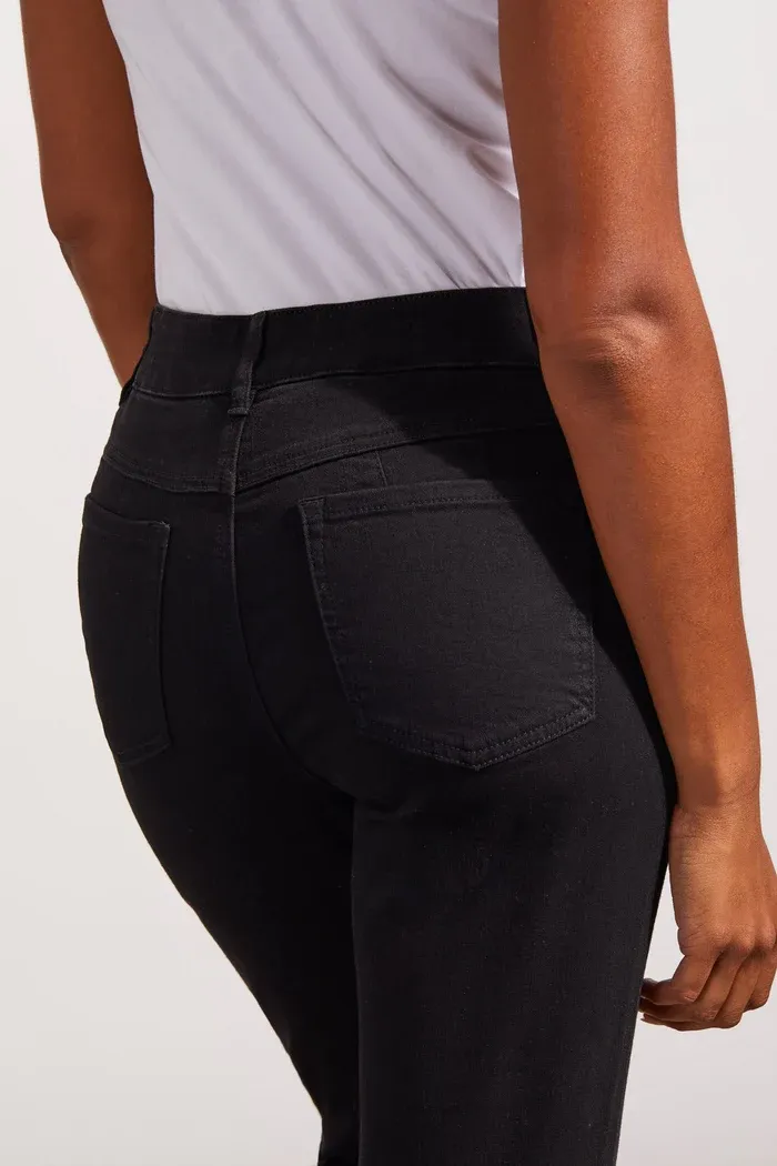 Tribal 7572O-5050-0002 Women's Sophia Curvy Straight 5PKT Jeans – Black