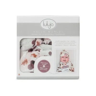 Lulujo LJ654 Baby's Muslin Swaddle, Hat & Sticker Set 3PC – Peaches