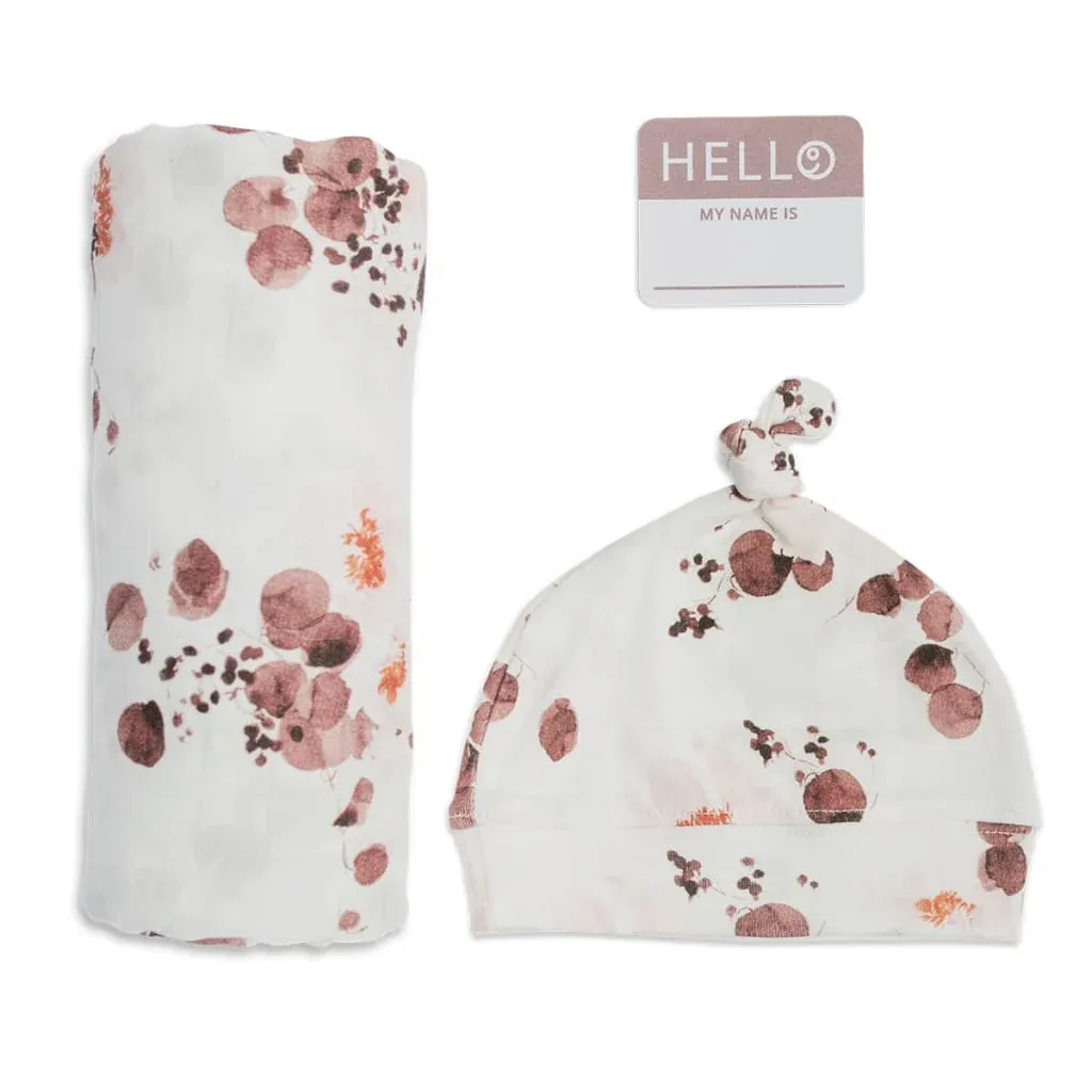 Lulujo LJ654 Baby's Muslin Swaddle, Hat & Sticker Set 3PC – Peaches