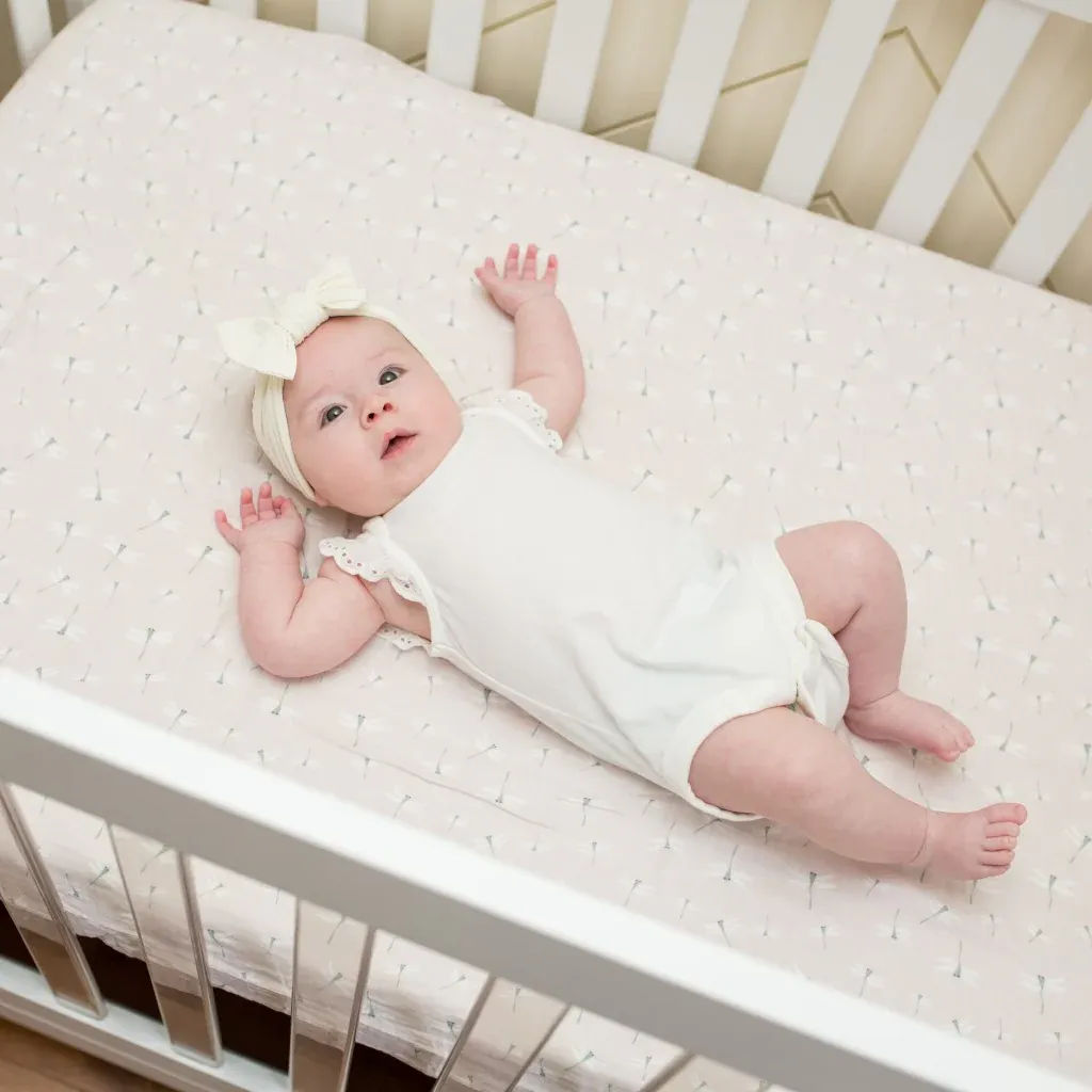 Lulujo LJ712 Baby Girl's Muslin Crib Sheet 52"x28" – Dragonfly