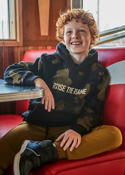 Nukutavake 7449 Boy's Long Sleeve "Raise the Game" Hoodie – Negro