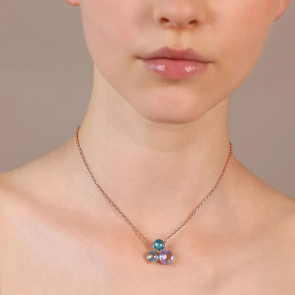 Bronzallure WSBZ02319.BLU-SP 18KT Rose Gold-Plated Faceted Mosaic Cut Tri-Gem Necklace