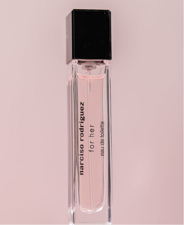 Narciso Rodriguez 82000946 Women’s Eau De Toilette, Purse Spray & Body Lotion 3PC Gift Box Set 100ml, 10ml, 50ml – For Her