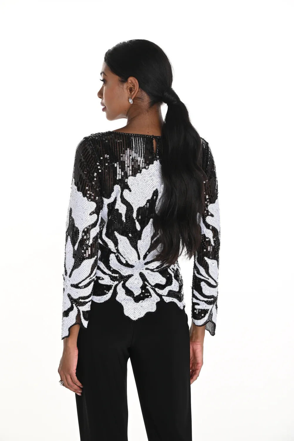 Frank Lyman 259728 Women's Long Sleeve Sequin Knit Top