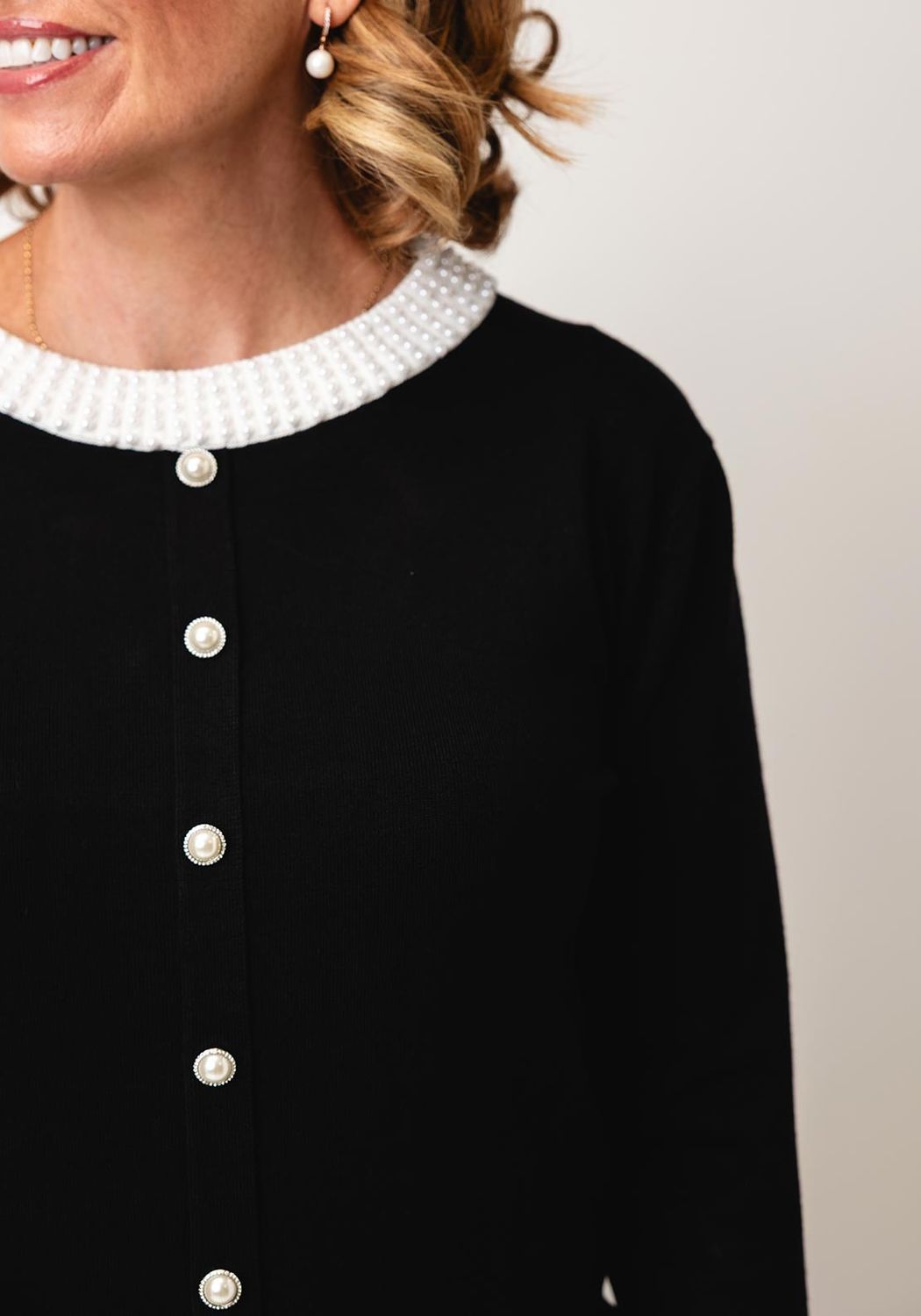 Leo & Ugo JW812 Women's Long Sleeve Round Neck Sweater w/ Beads