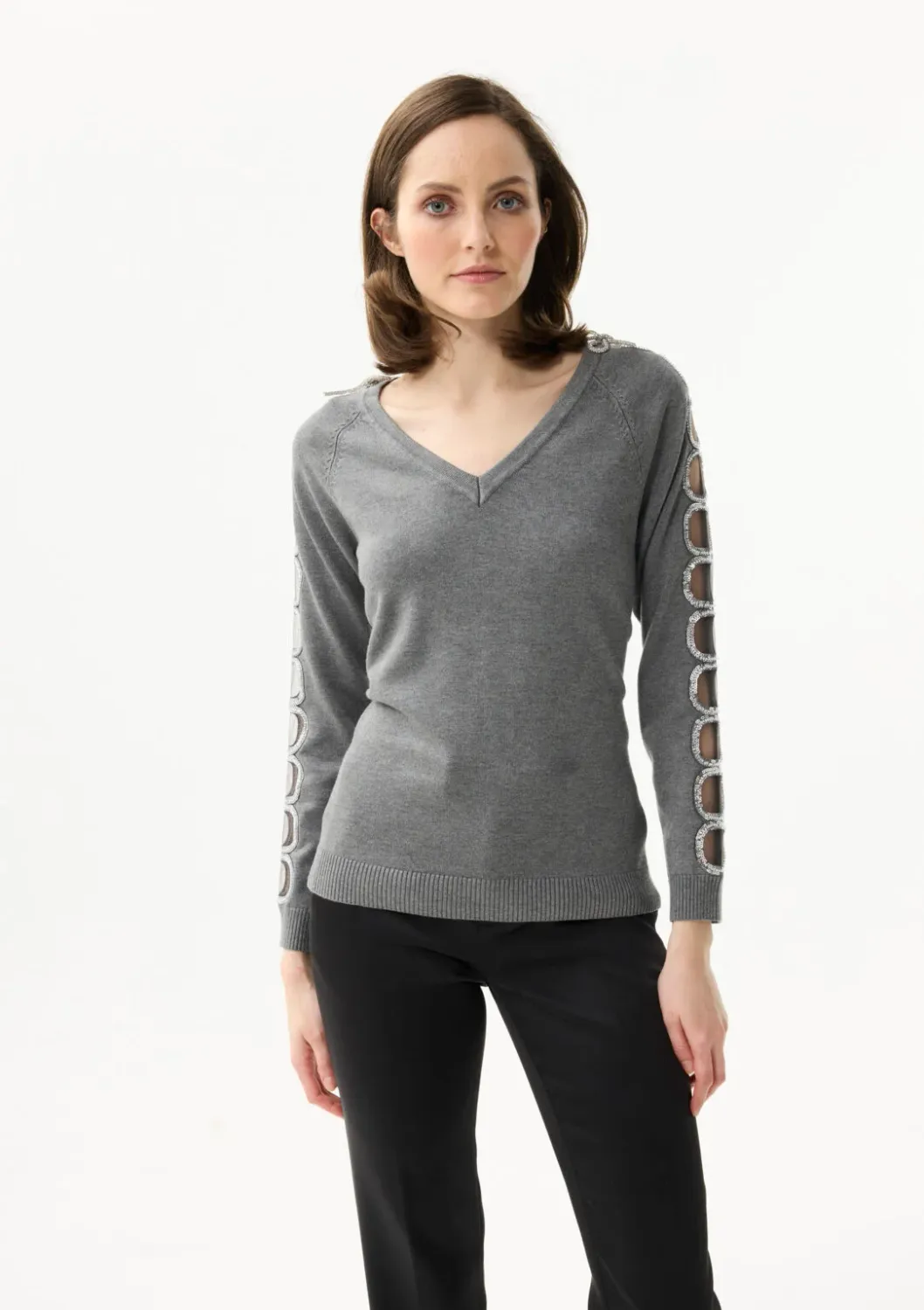 Leo & Ugo BW306 Women's Long Sleeve V-Neck Sweater
