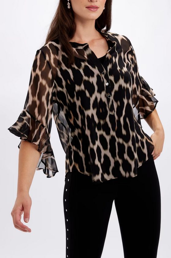 Frank Lyman 254216 Women's Long Sleeve Leopard Knit V-Neck Top