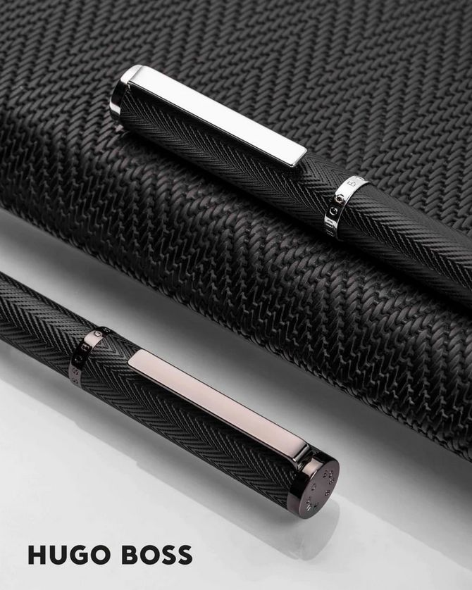 Hugo Boss HSI1064D Formation Herringbone Gun Ball Point Pen