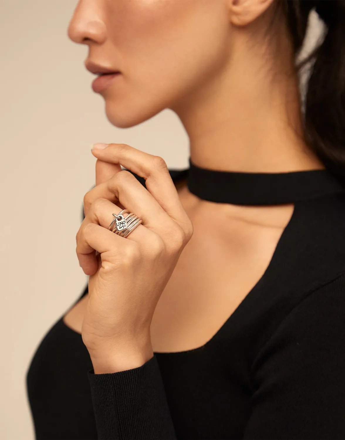 Uno de 50 ANI0057MET or ANI0057MTL000 Multi Band Ring w Lock – Silver