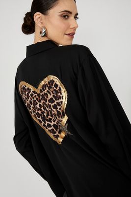 Frank Lyman 253829 Women's Woven Blouse w/ Leopard Heart