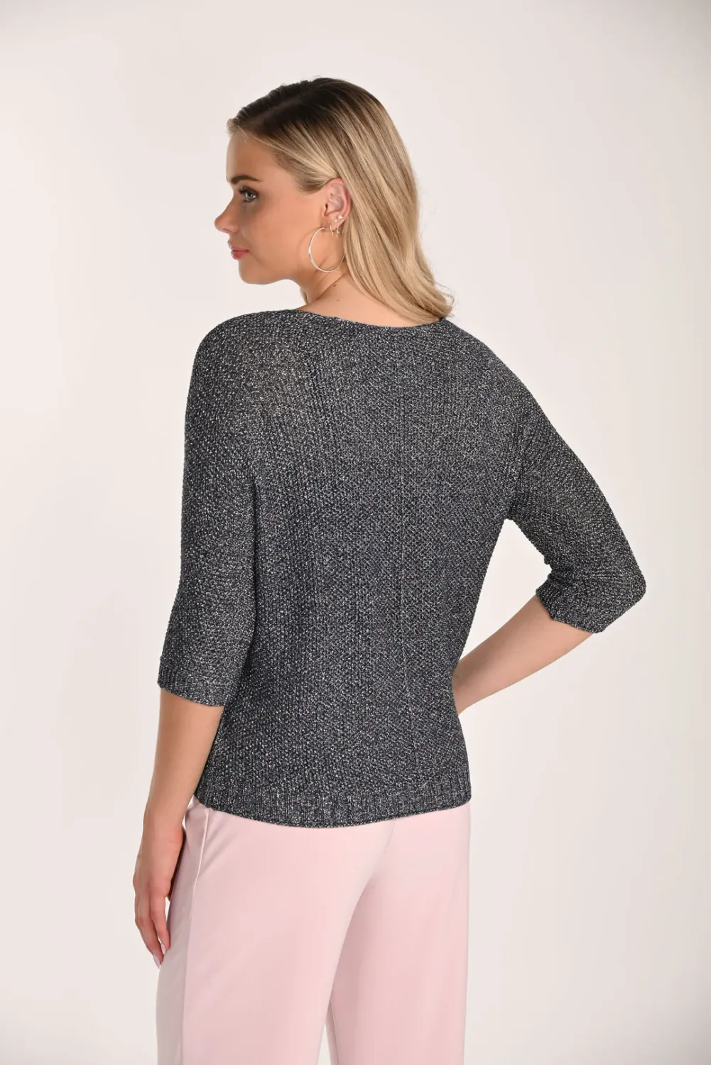 Frank Lyman 266548 Women's 3/4 Sleeve Heart Pattern Knit Top