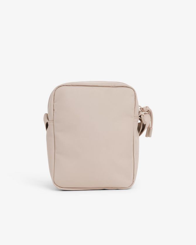 Lacoste NU4788NE Men’s Vertical Camera Crossbody Satchel Bag – Simply Taupe
