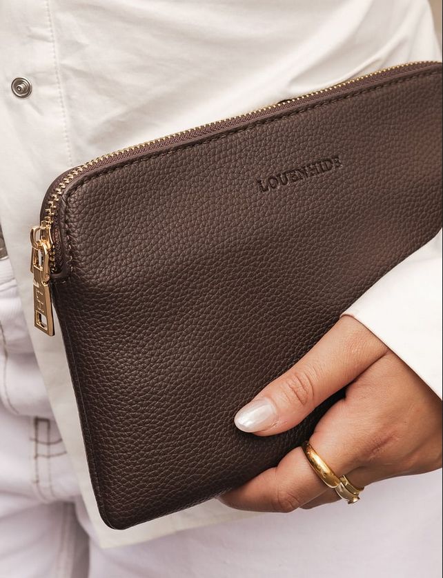 Louenhide 9987 Poppy Wristlet
