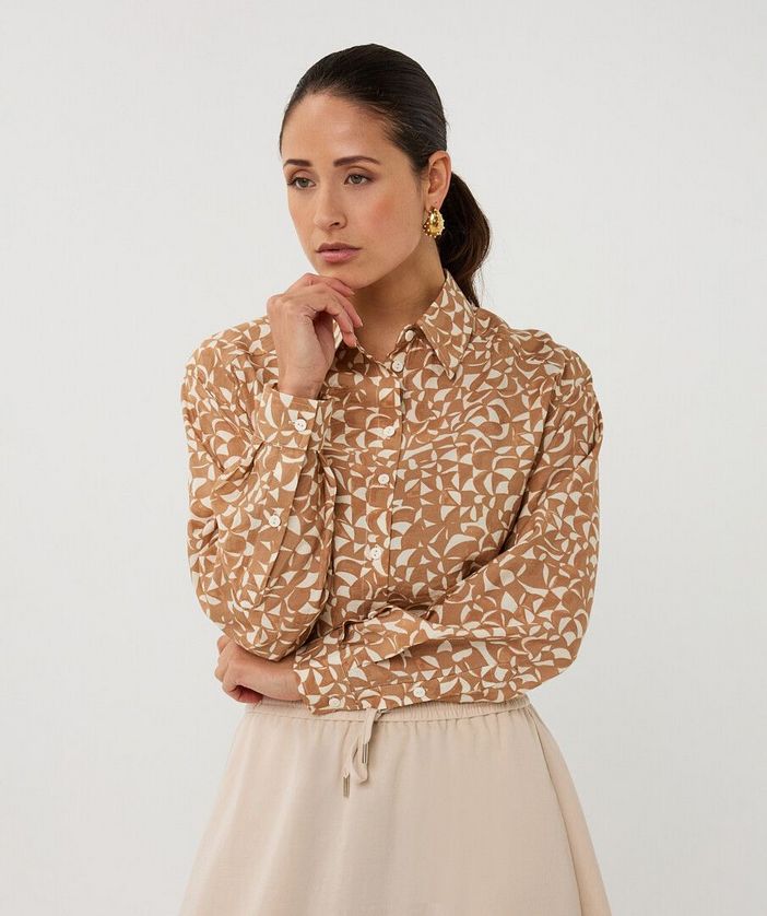 Esqualo SP2614007 Women's Long Sleeve Button Down Print Blouse – Off-White & Tan