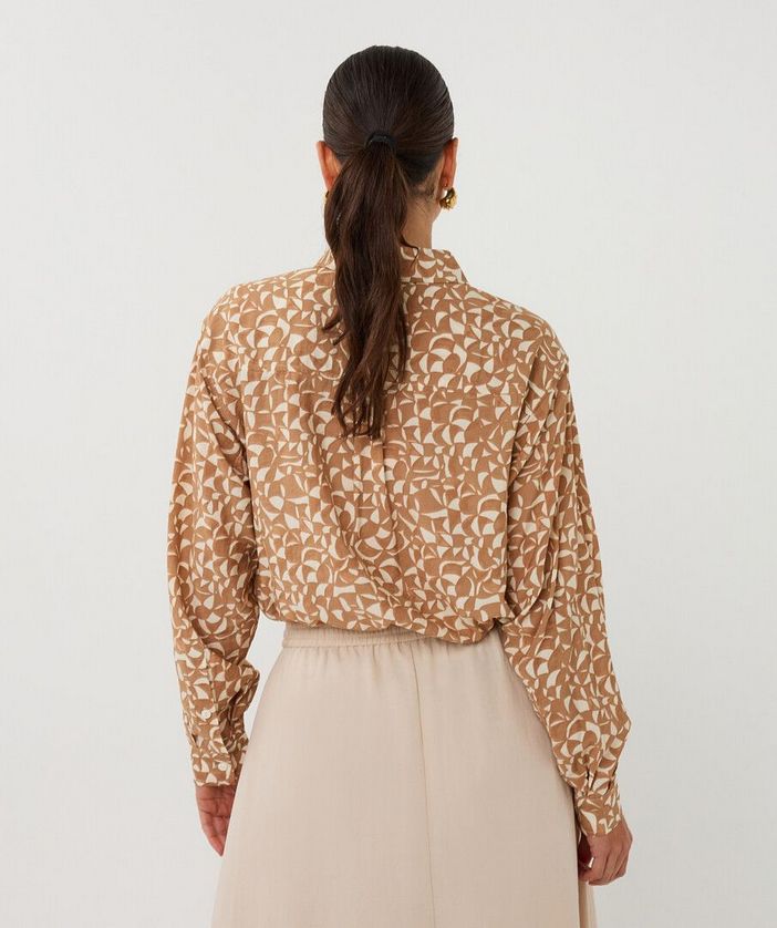 Esqualo SP2614007 Women's Long Sleeve Button Down Print Blouse – Off-White & Tan