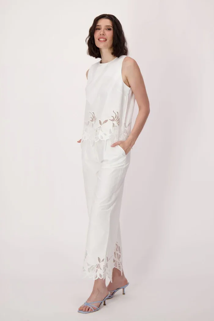 Spanner 226213 Embroidered Hem Top