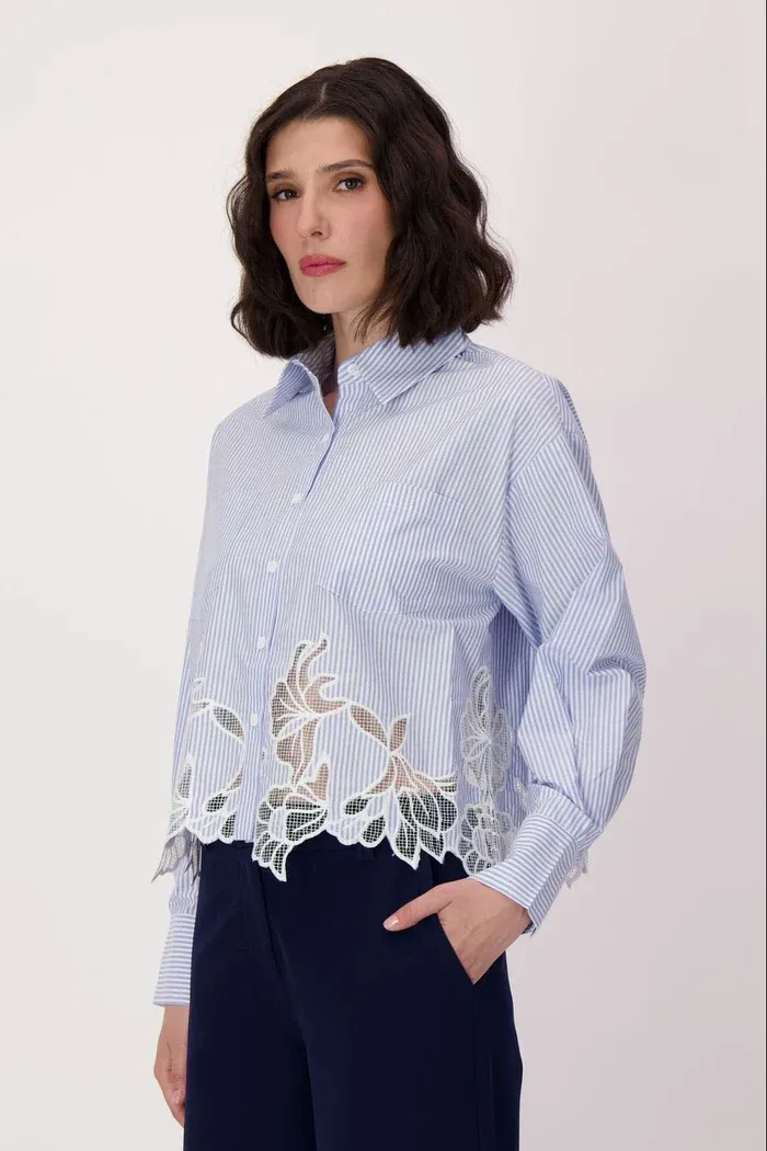 Spanner 226209 Women's Embroidered Hem Striped Blouse