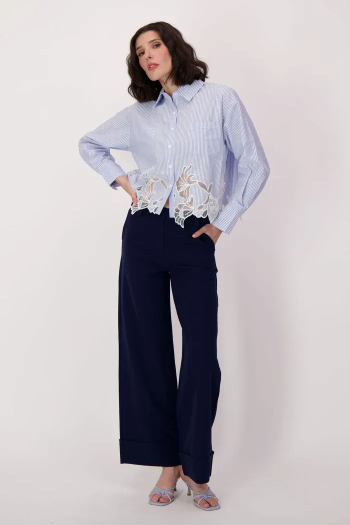 Spanner 226209 Women's Embroidered Hem Striped Blouse