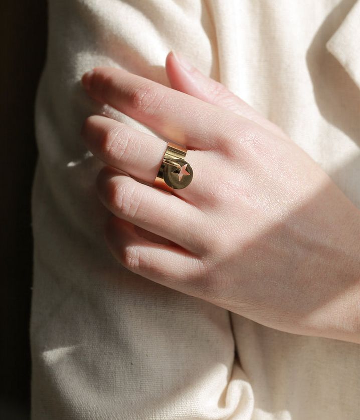 ZAG SRL3474-01 SOLARIA Gold S. Steel Adjustable Pendant Ring