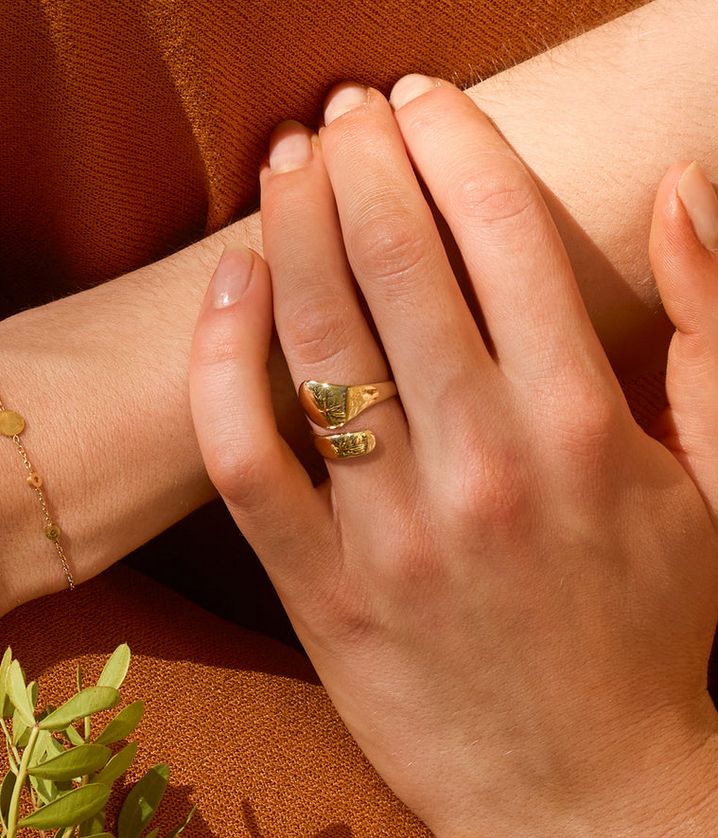 ZAG SRL22056-01 HUG Gold S. Steel Hugging Ring