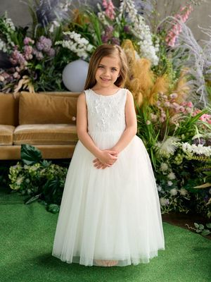 Teter Warm FS116F Girl's Floral Lace Detailing & Tulle Communion Dress/