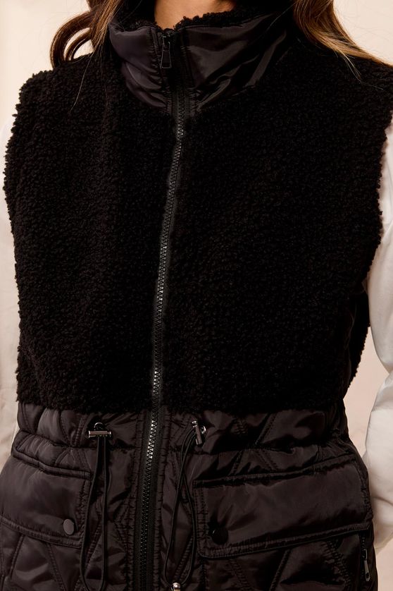 Tribal 5940O-4914 Women's SLV Mix Media Sherpa Vest – Black