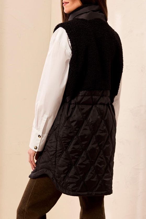 Tribal 5940O-4914 Women's SLV Mix Media Sherpa Vest – Black