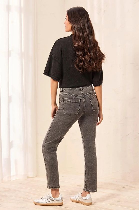 Tribal 6229O-5100 Women's Sophia Curvy Stretch Slim Leg Jeans