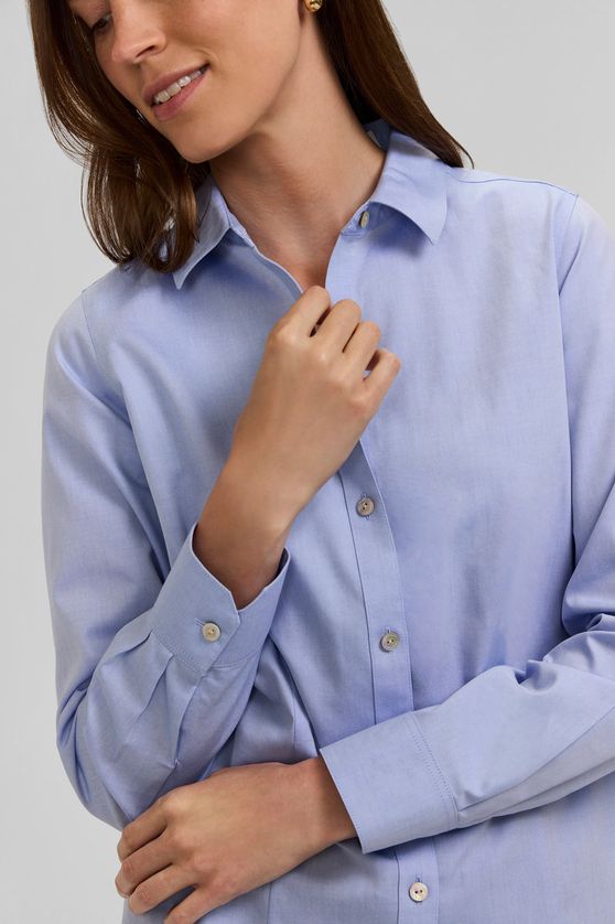 Foxcroft 187946 Women's Long Sleeve Dianna Non-Iron Fitted Blouse