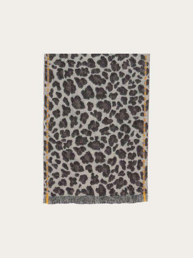 FRAAS 658131 Women's Leopard Print & Accent Stripe Scarf