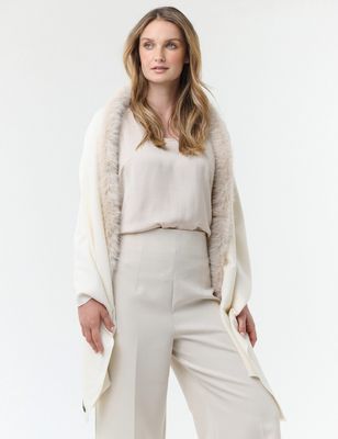 FRAAS 631206 Women's Cashmink Faux Fur Trim Poncho/