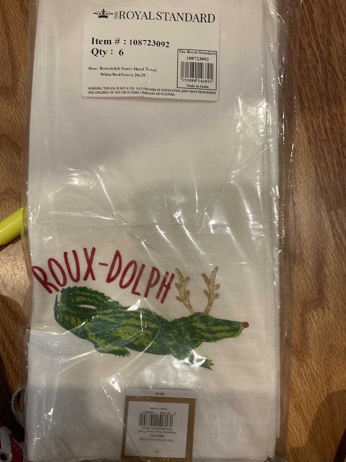 Rudolph gator, hand towel