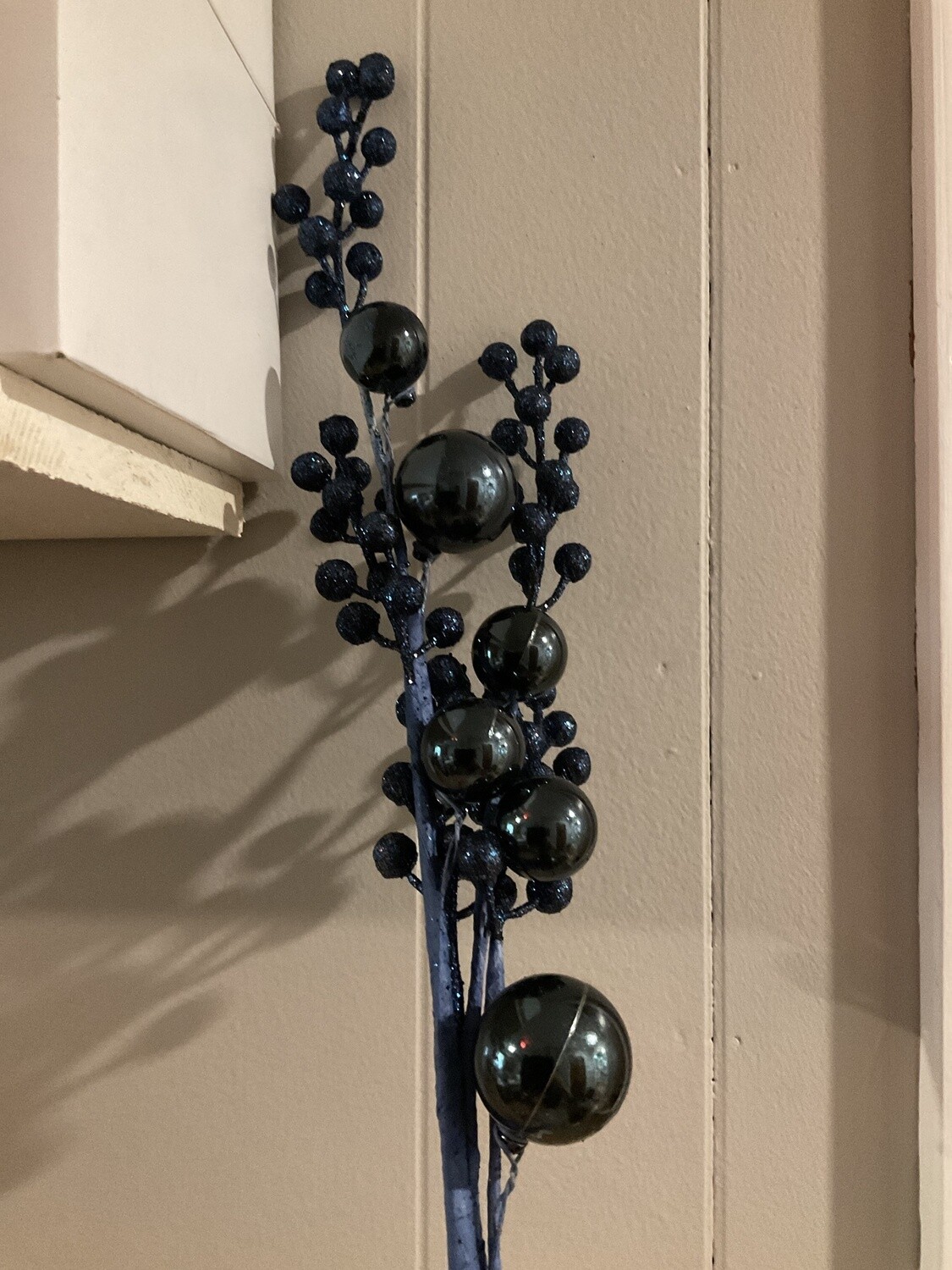 Midnight blue glittered pick