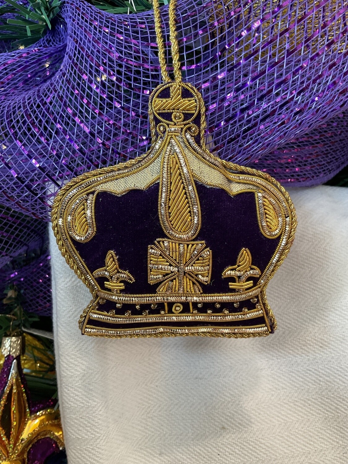 Imperial crown ornament