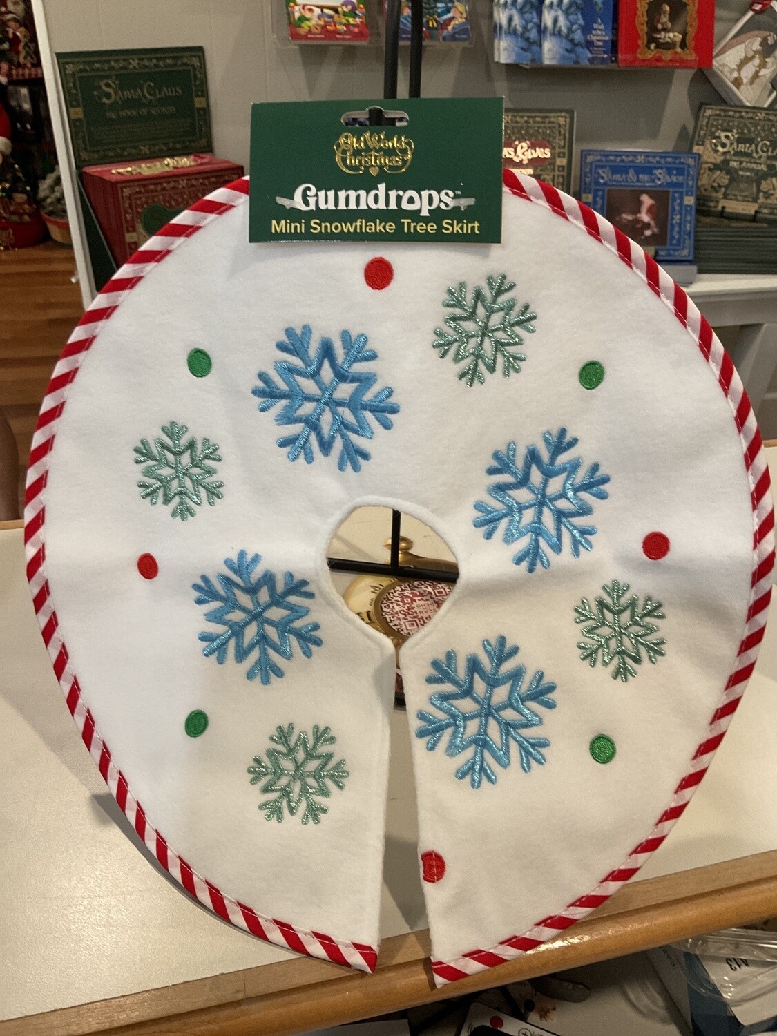 Mini Snowflake Tree Skirt