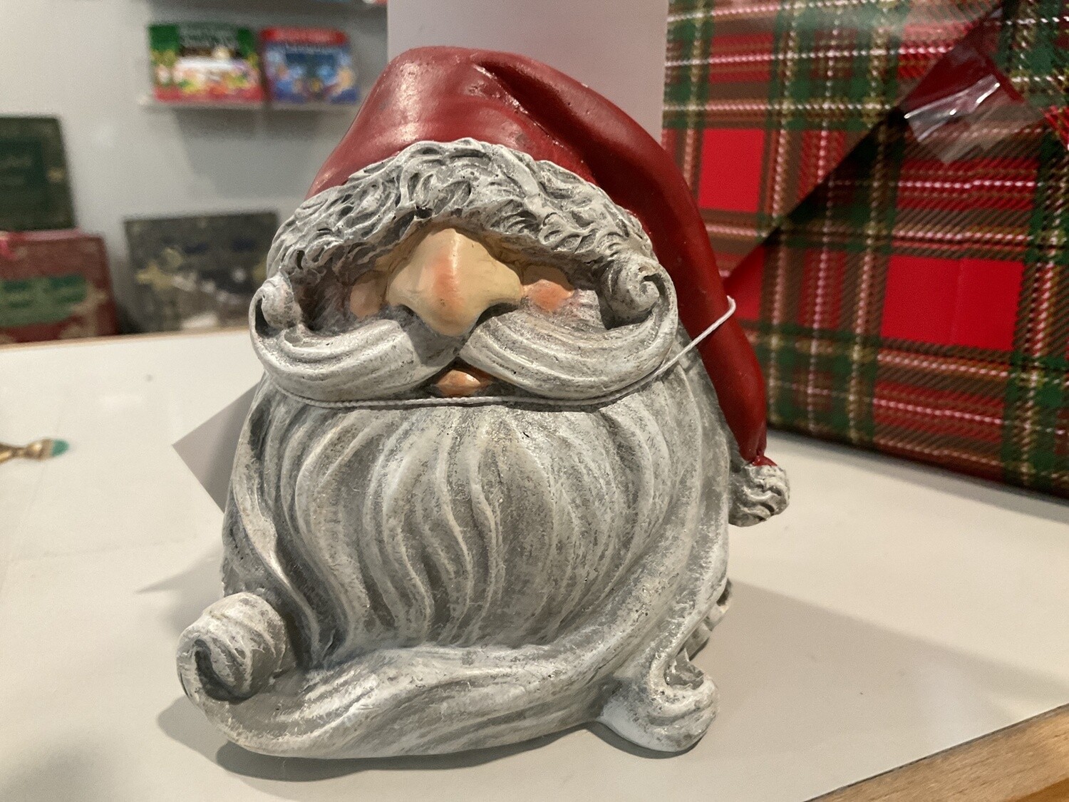 Lookout Santa