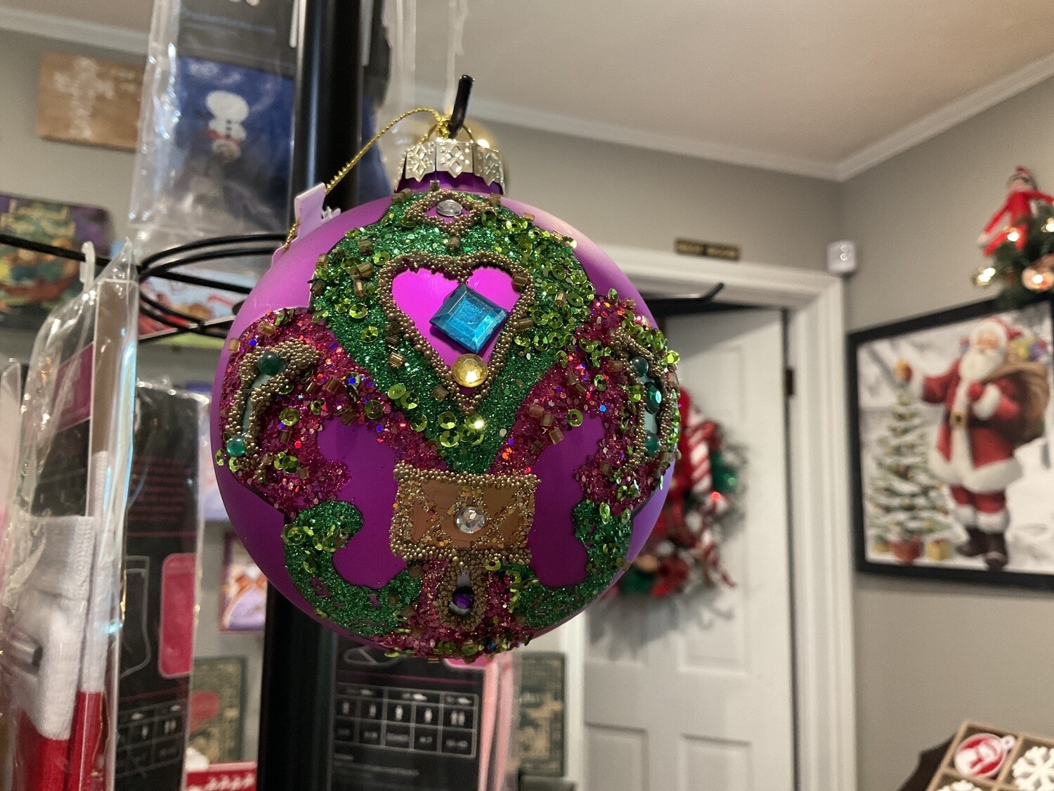 Fleur De Lis Ball