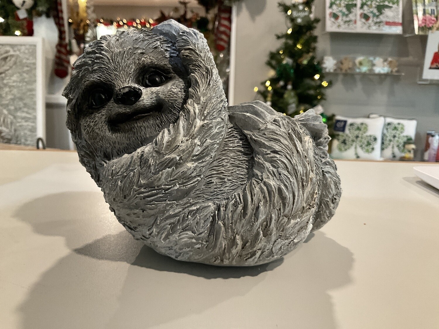 Mini sloth, pudgy planter