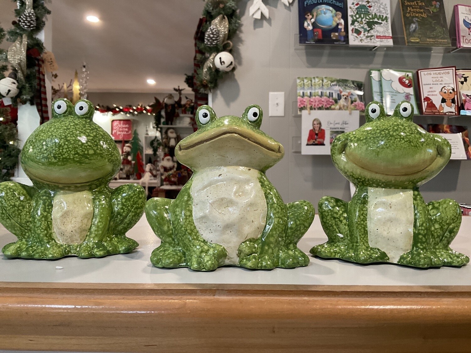 Terra-cotta frog