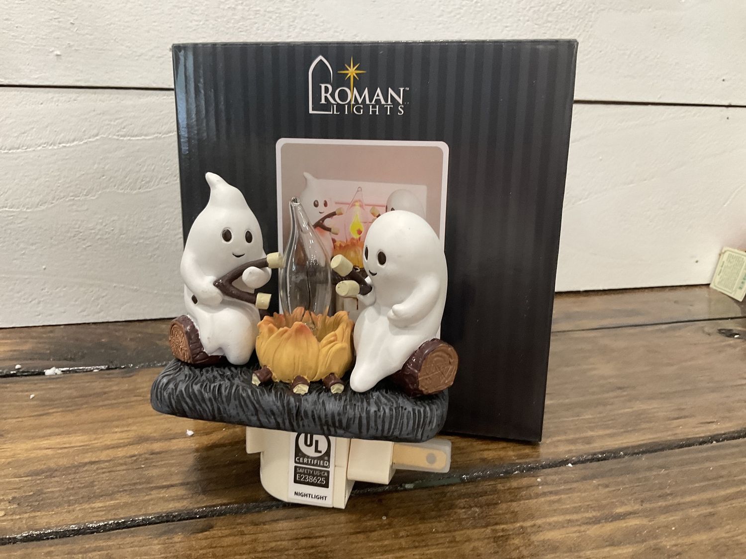 Ghost campfire nightlight
