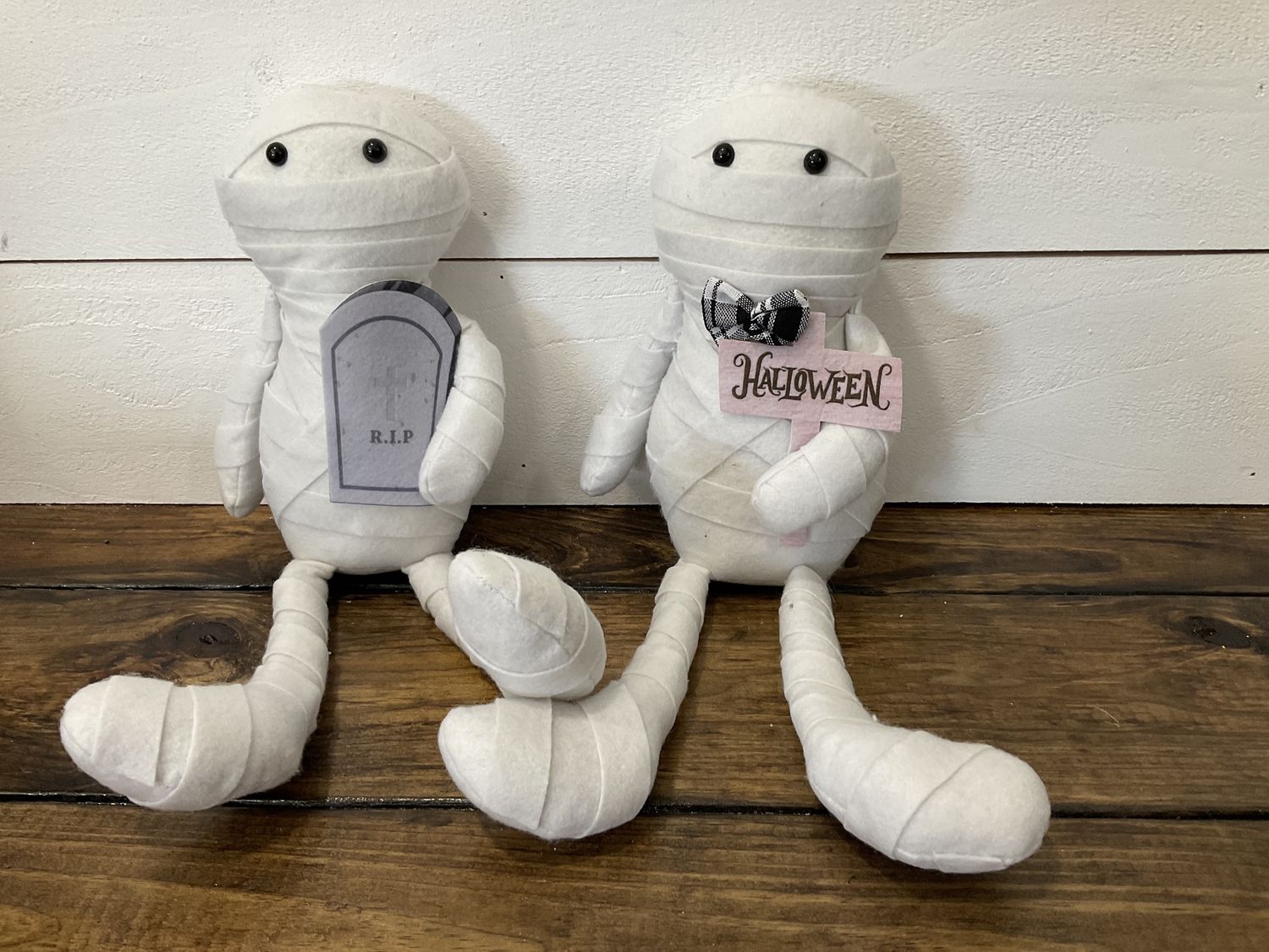 Plush mummy sitter 2 asst
