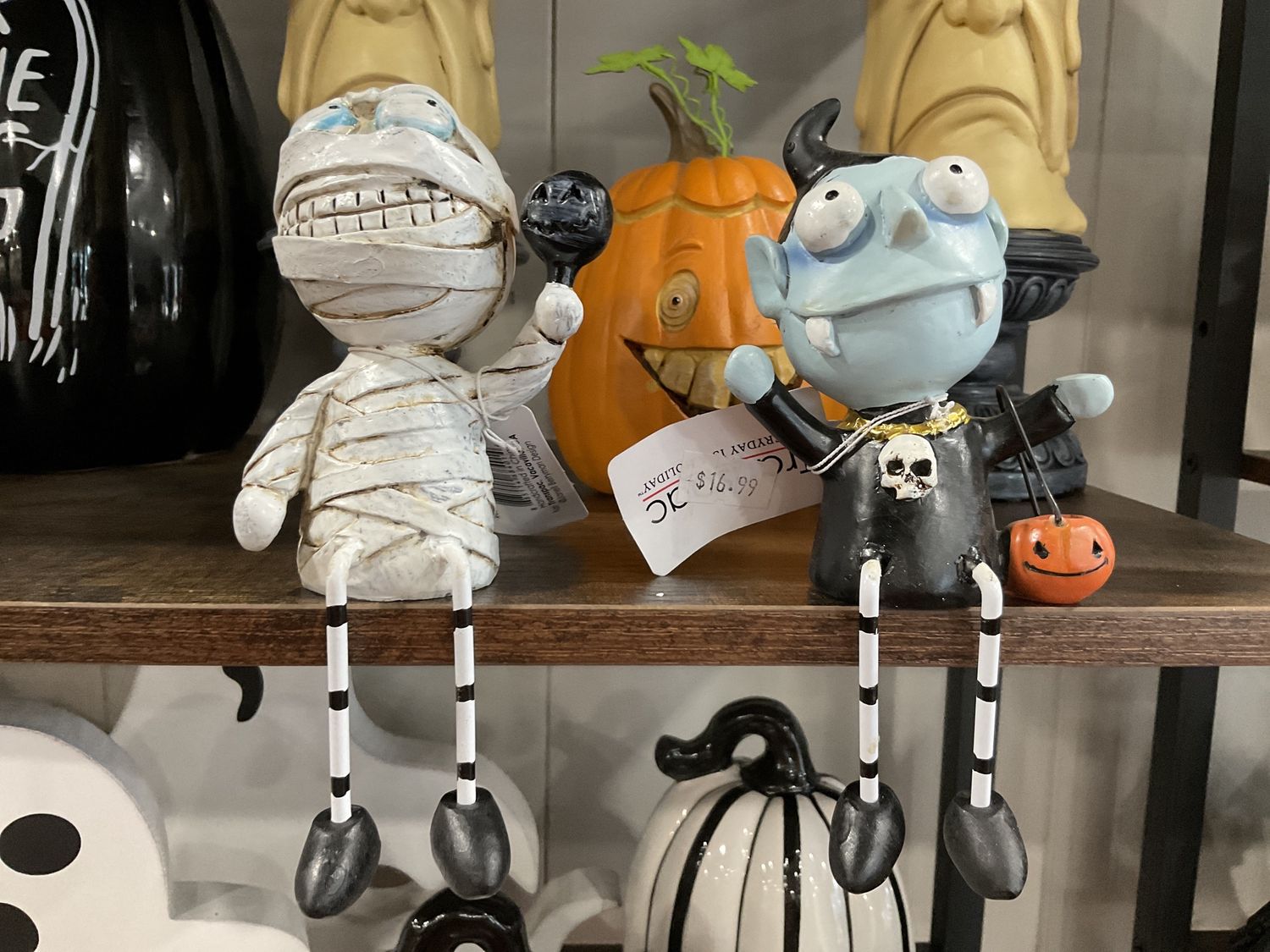 Halloween character sitter for assortment