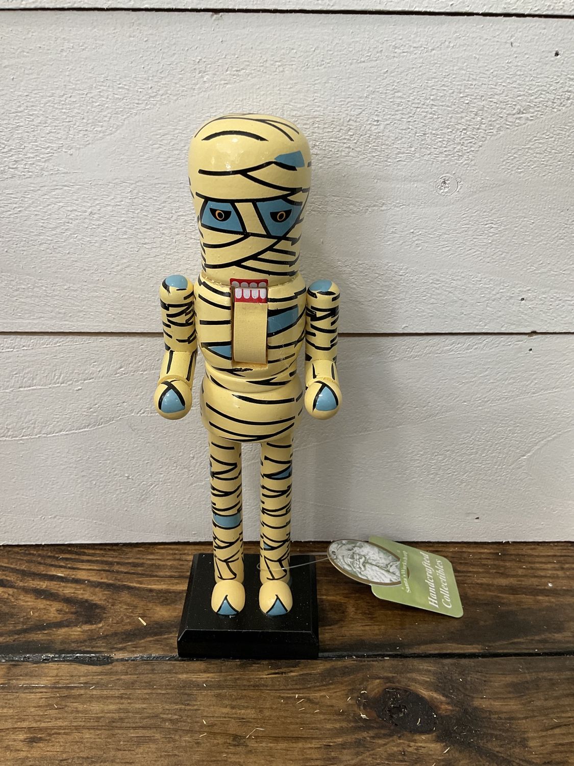 Mummy nutcracker