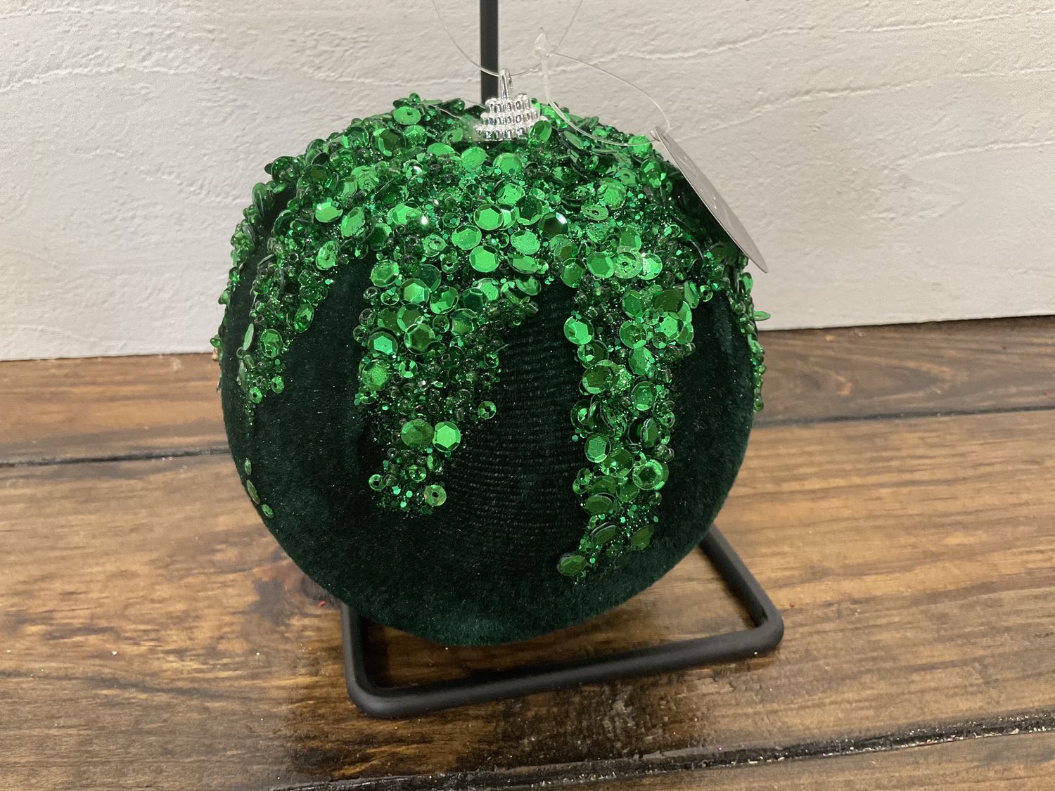 Velvet ball with dripping sequence design green