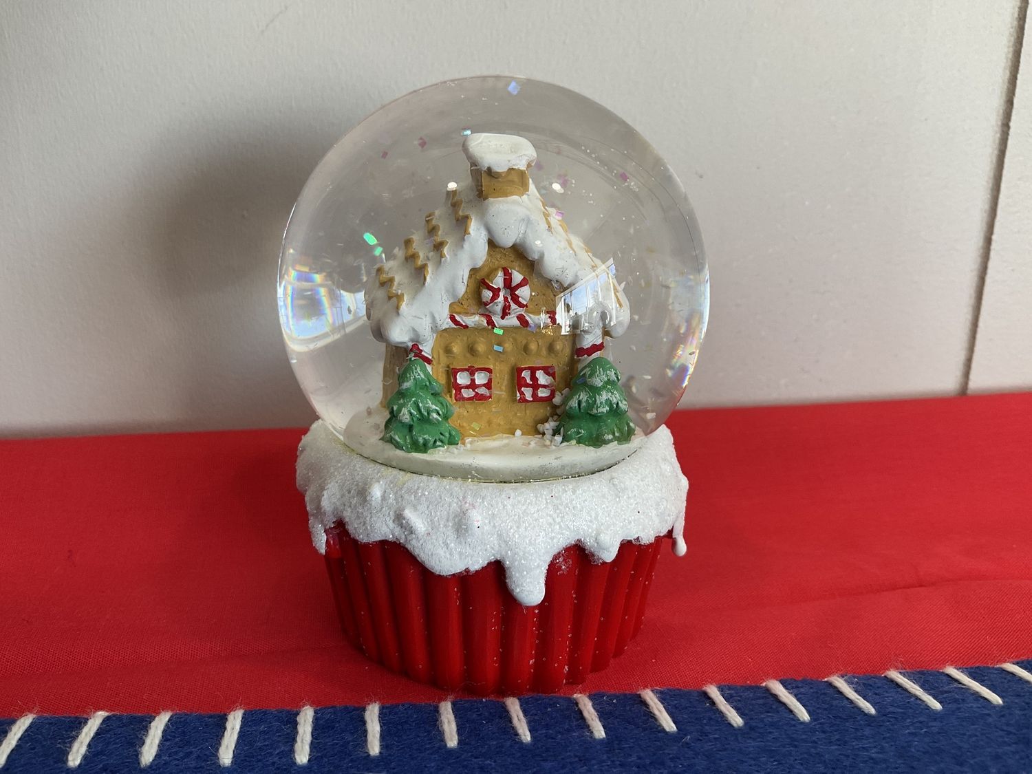Gingerbread dome to assortment