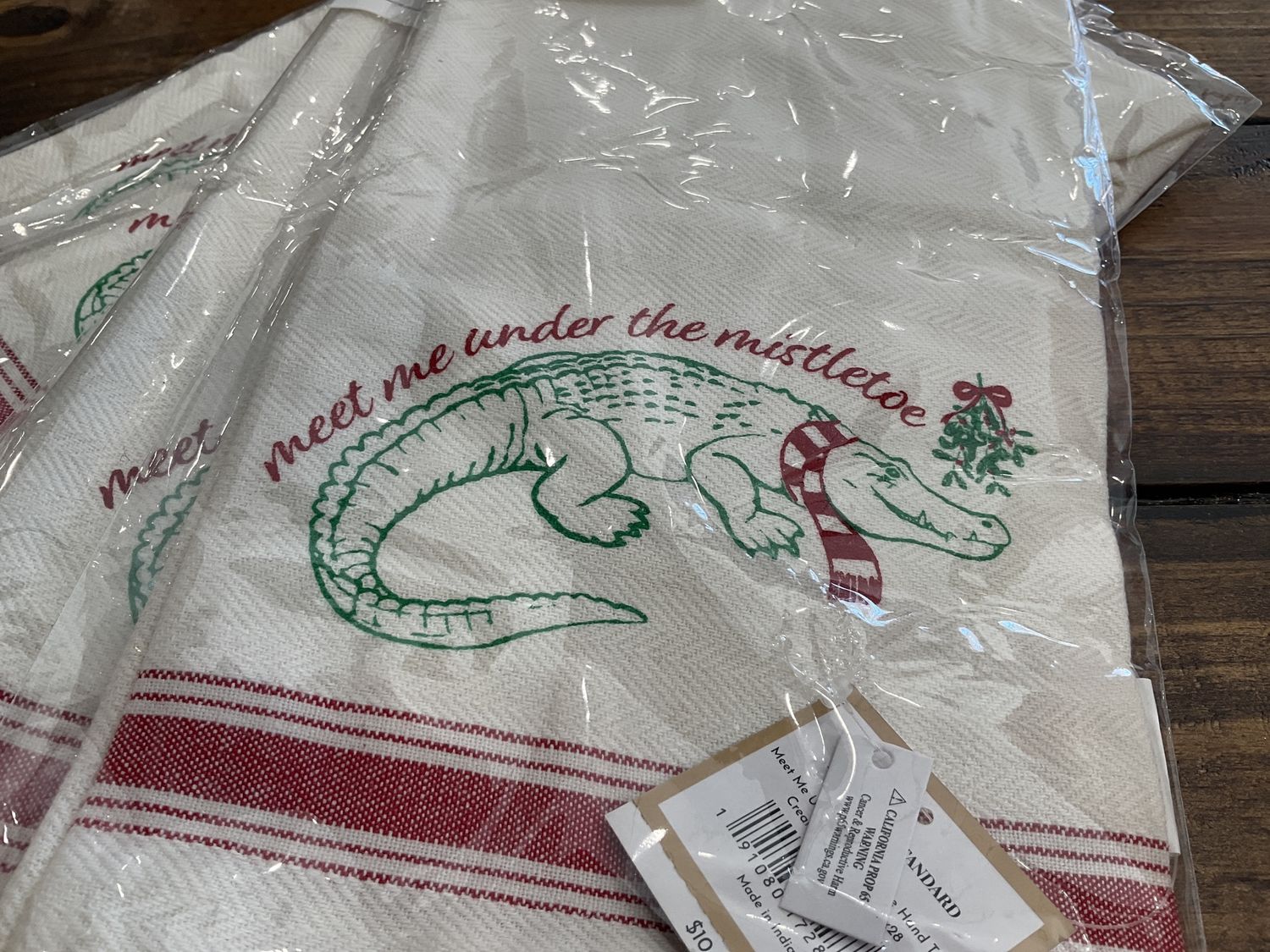 Meet me under the mistletoe