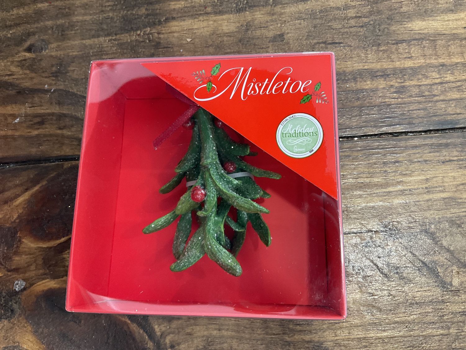 Roman mistletoe ornament