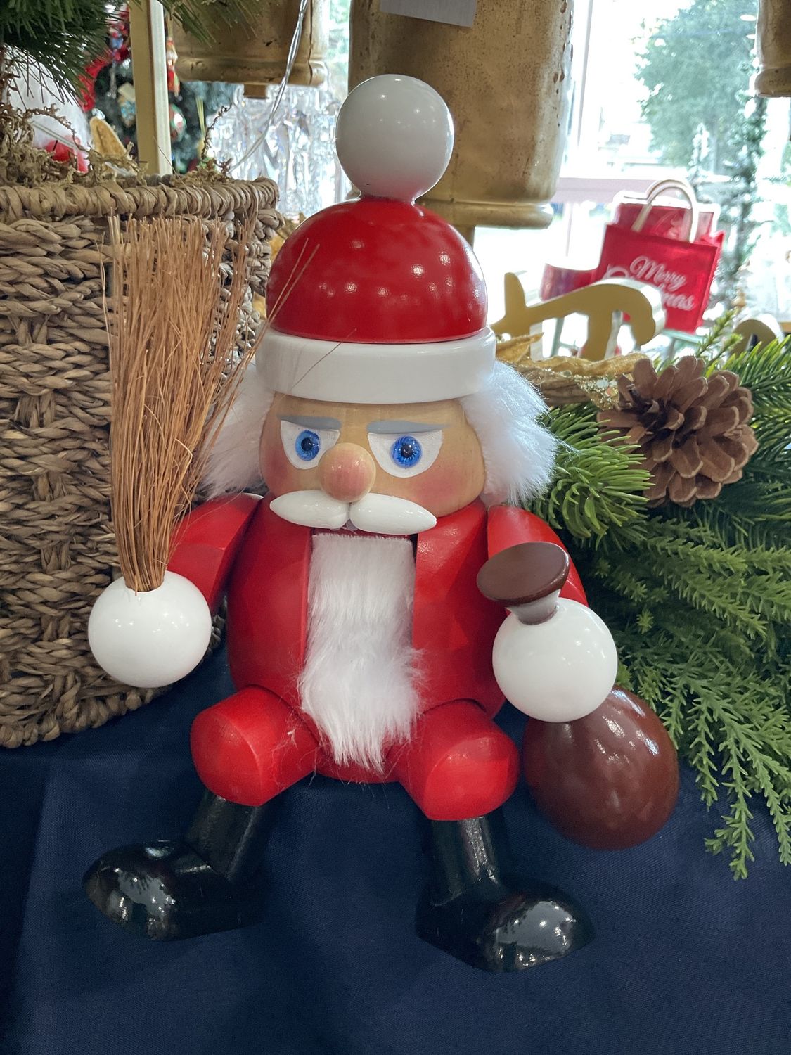 Santa Claus Shelf Sitter