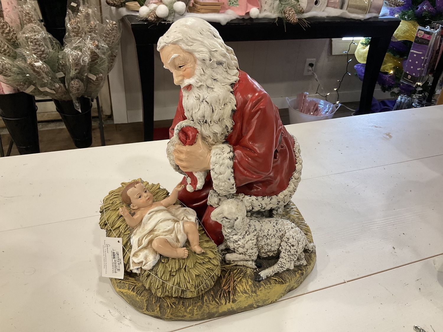 KNEELING SANTA W/ LAMB